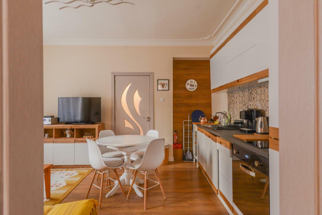 Welcoming One Bedroom On Vasil Levski Boulevard By Flat Mаnager София Экстерьер фото